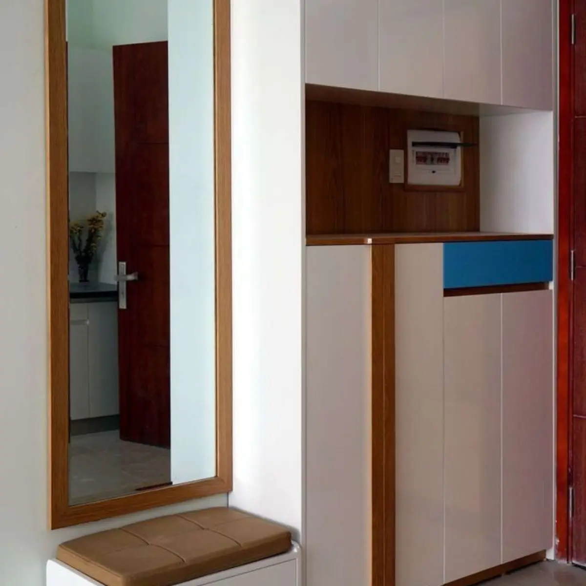 Commercial Dressing table Style